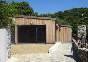 photo1