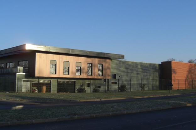 Bureaux et Ateliers, Façade principale