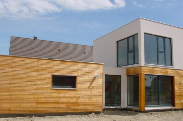 maison contemporaine, toit plat, construction neuve, ossature bois 
