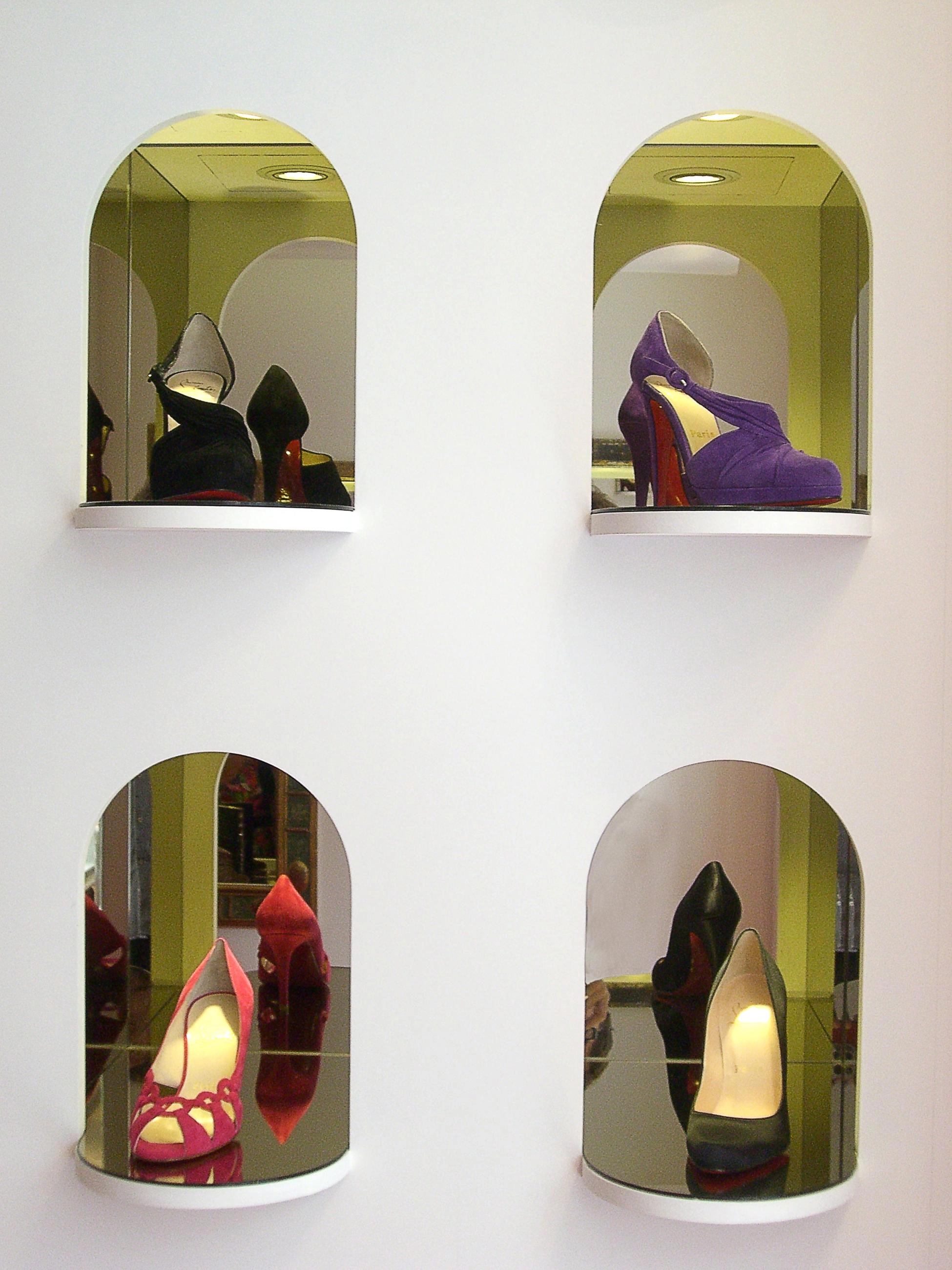 Boutique Louboutin rue Grenelle Ordre des architectes