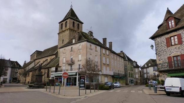 mairie-pleaux.jpg