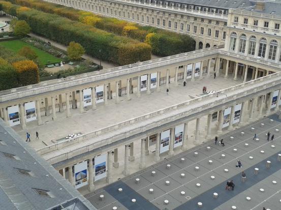 expopalaisroyalduhautdelacomediefrancaise.jpg