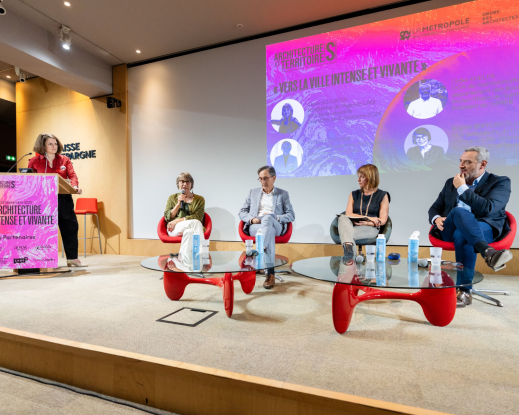 "Architecture intense et vivante"